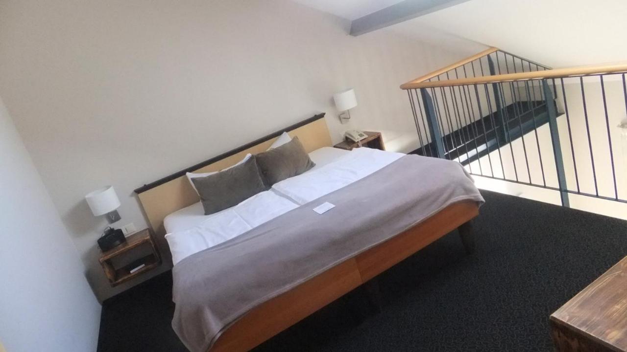 Hotel & Restaurant Utkiek Грайфсвалд Екстериор снимка